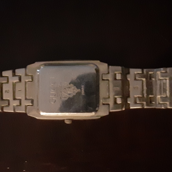 VINTAGE GUCCI WATCH NRMINT CONDITION VHTF - Picture 3 of 5